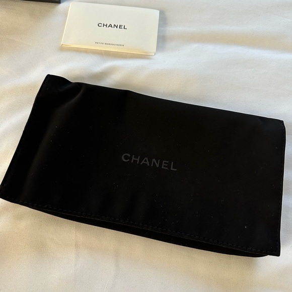 Authentic Chanel Wallet - Picture 7 of 7